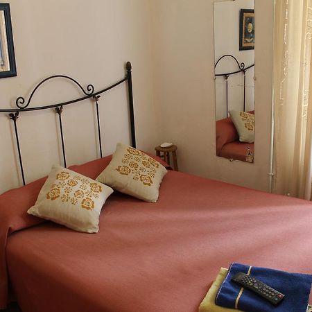 Hostal Graciela مدريد الغرفة الصورة