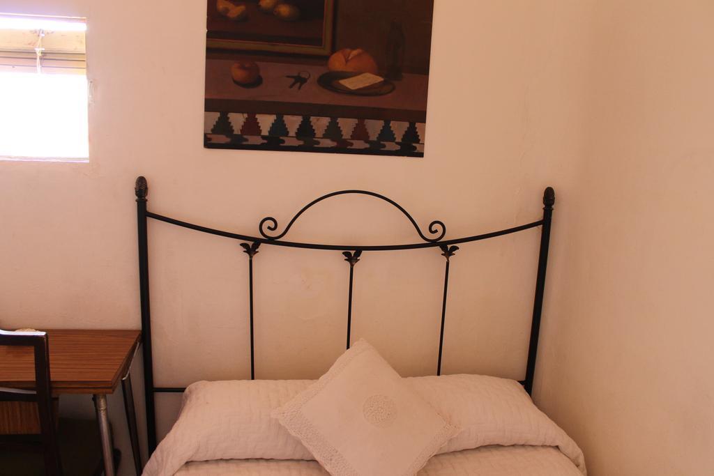 Hostal Graciela مدريد الغرفة الصورة